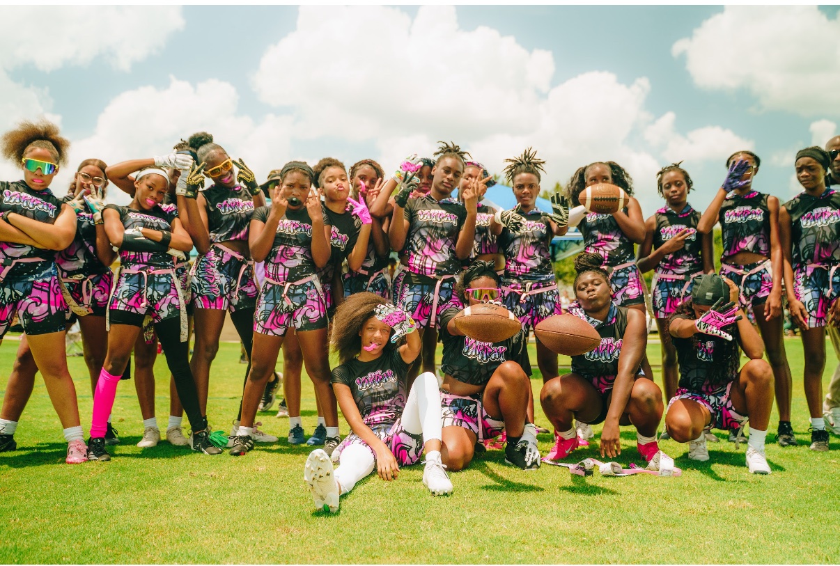 Lady YakPak team group photo